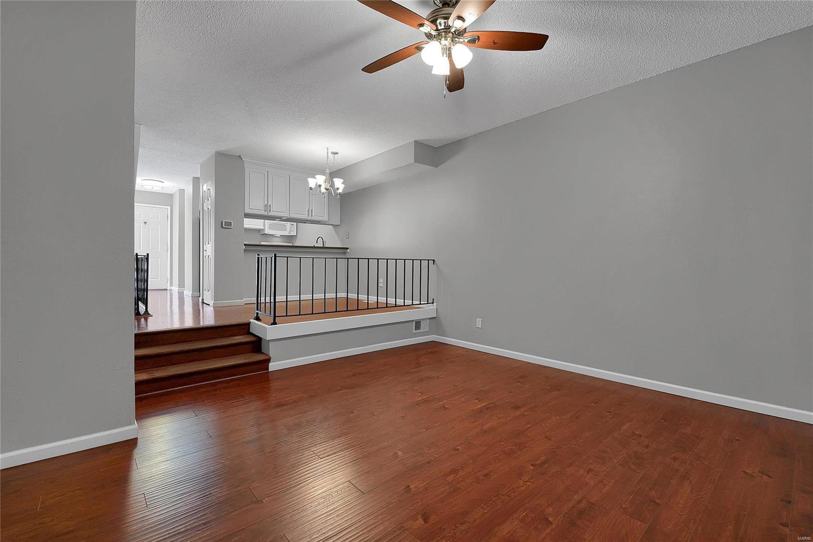 1210 Wicklow Road, Unit I Ballwin, MO 63021 - Photo 3 of 15 Gallery Image 3