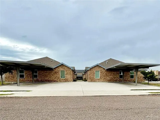 $900 | 826 South Missouri Street, Unit C, Alton, TX 78573