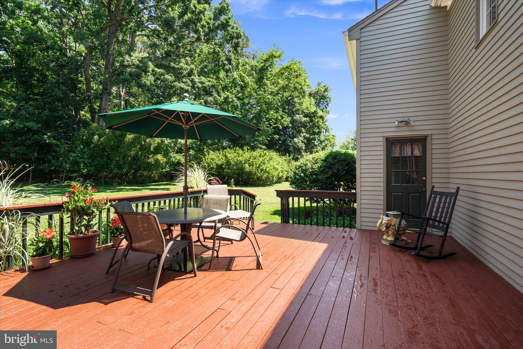 75 Woosamonsa Road Pennington, NJ 08534 - Photo 7 of 33
