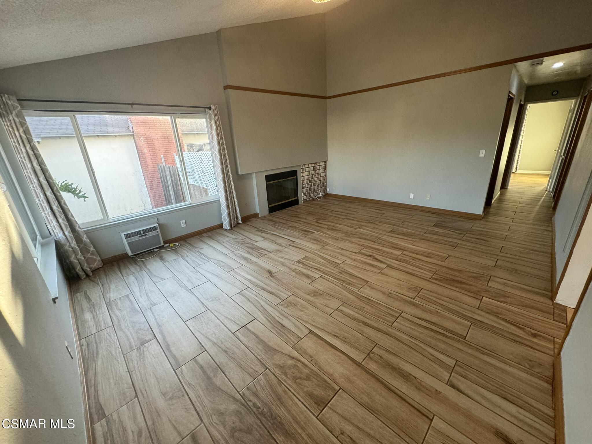 2047 Belmar Court North Simi Valley, CA 93063 - Photo 2 of 15 IMG_8526