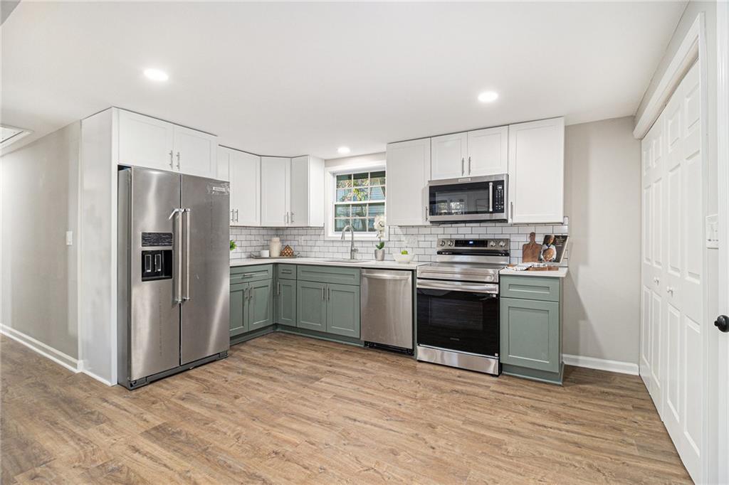 2488 Hi Roc Circle Northeast Conyers, GA 30012 - Photo 13 of 34