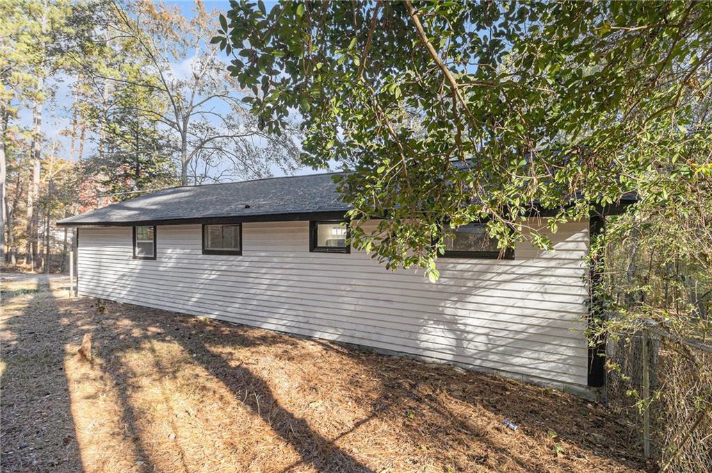 2488 Hi Roc Circle Northeast Conyers, GA 30012 - Photo 32 of 34