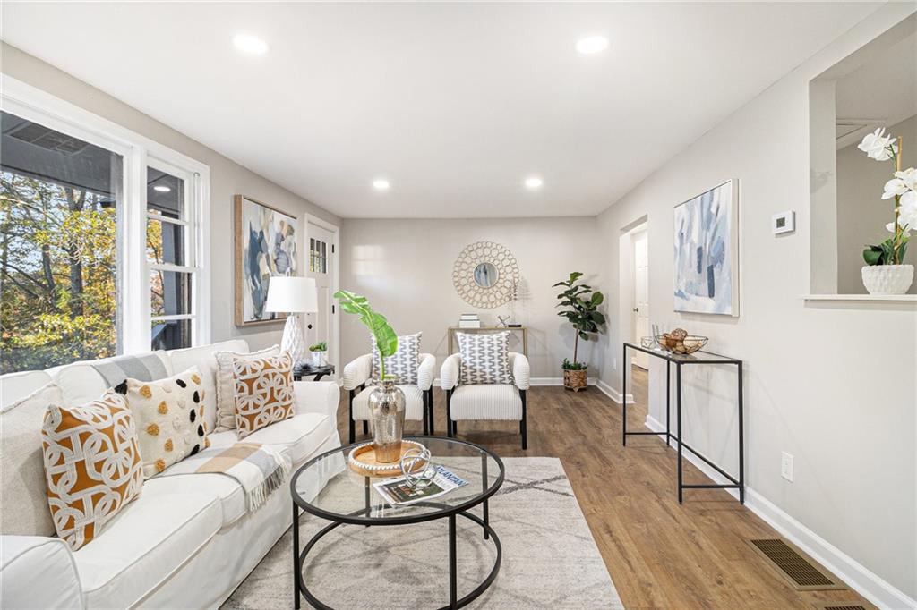 2488 Hi Roc Circle Northeast Conyers, GA 30012 - Photo 8 of 34