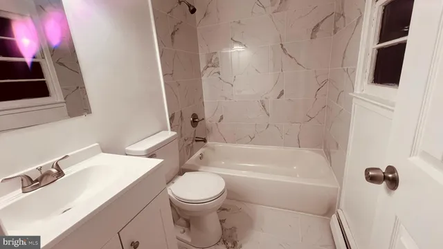 $574,900 | 14303 Chesterfield Drive, Woodbridge, VA 22191