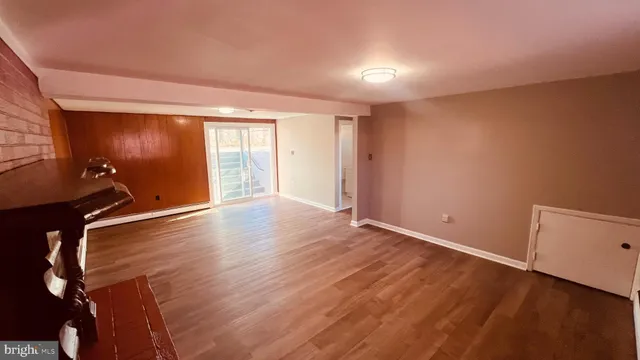 $574,900 | 14303 Chesterfield Drive, Woodbridge, VA 22191