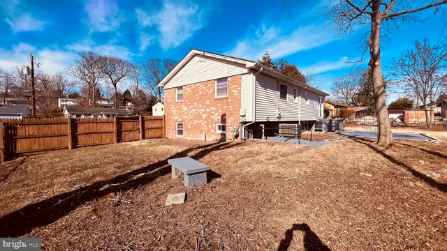 $574,900 | 14303 Chesterfield Drive, Woodbridge, VA 22191