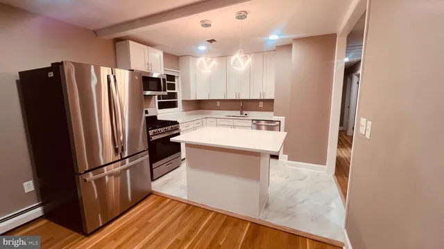 $574,900 | 14303 Chesterfield Drive, Woodbridge, VA 22191