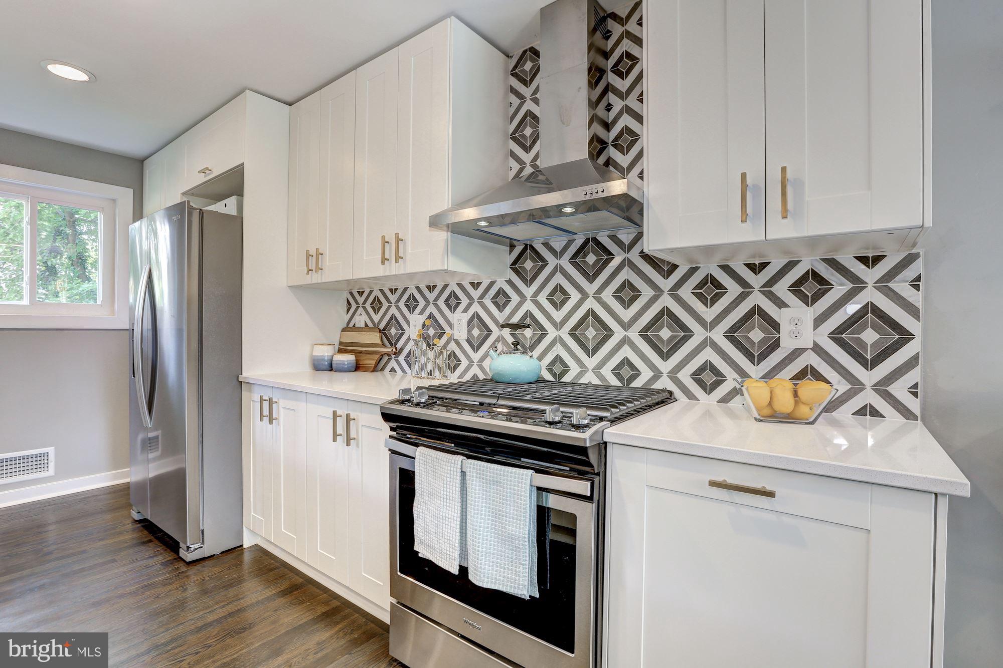 10111 Capitol View Avenue Silver Spring, MD 20910 - Photo 9 of 47 Gallery Image 9