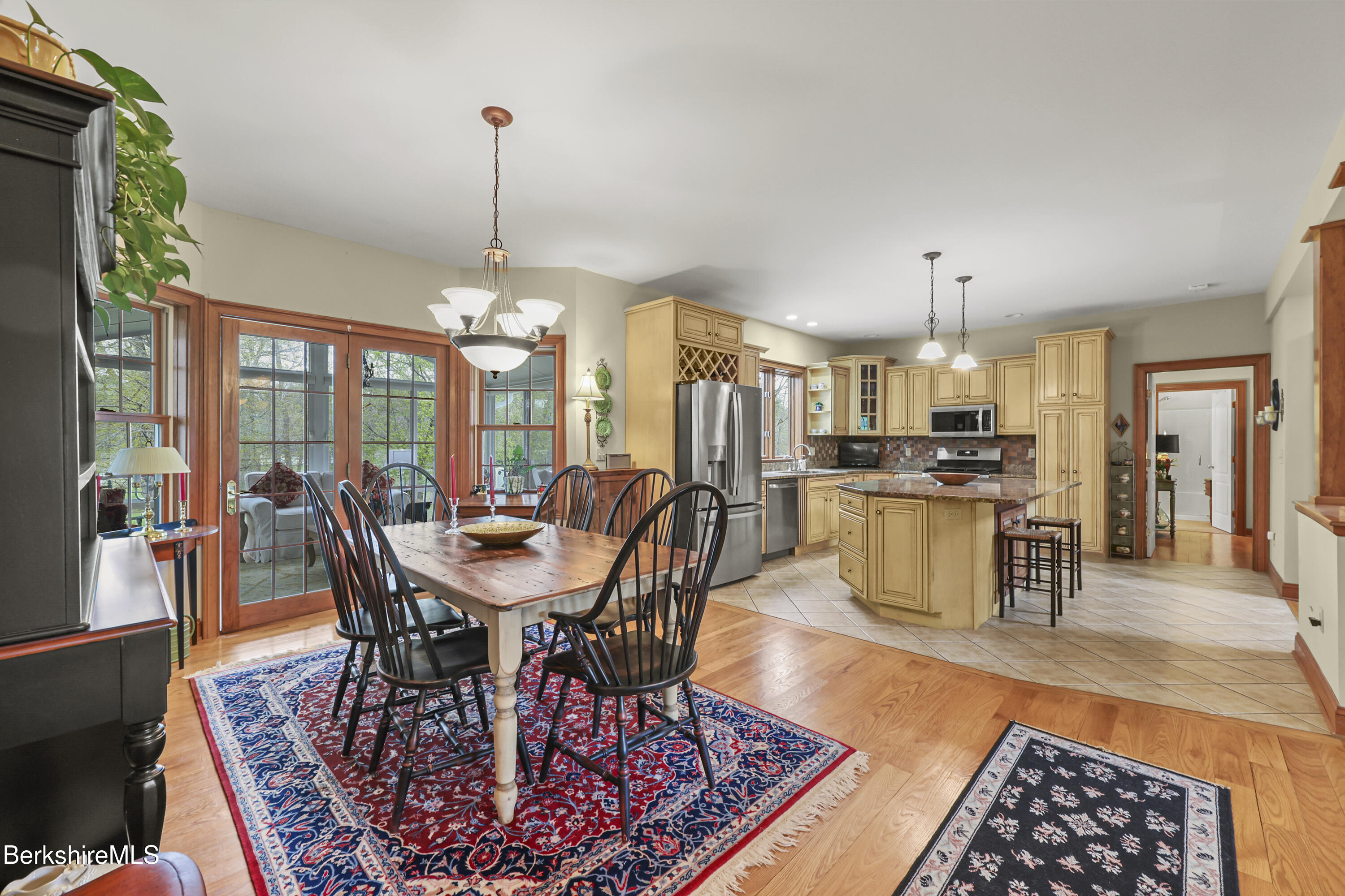 31 Fox Run Lee, MA 01238 - Photo 15 of 37 110 Dining Room