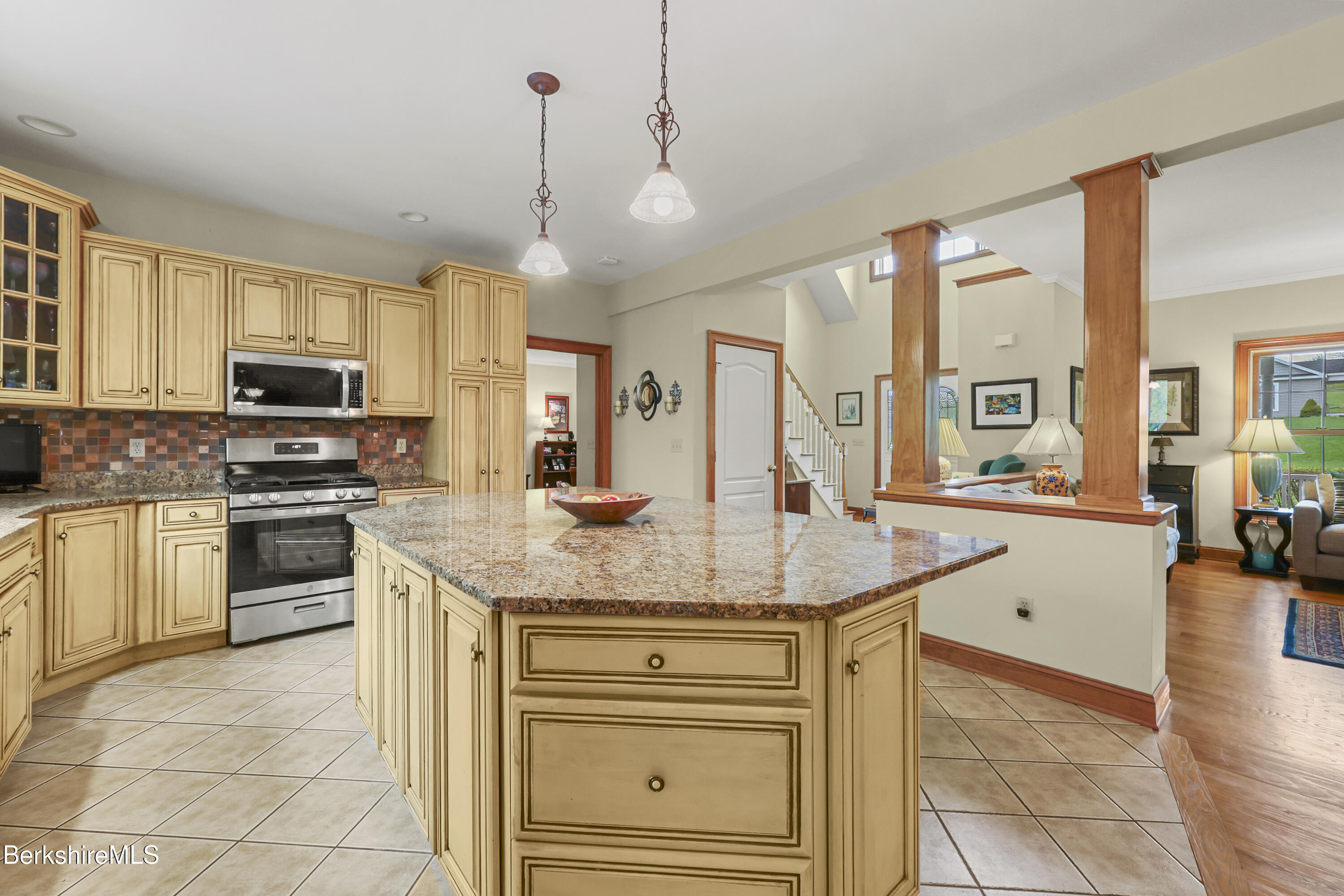31 Fox Run Lee, MA 01238 - Photo 17 of 37 75 Kitchen