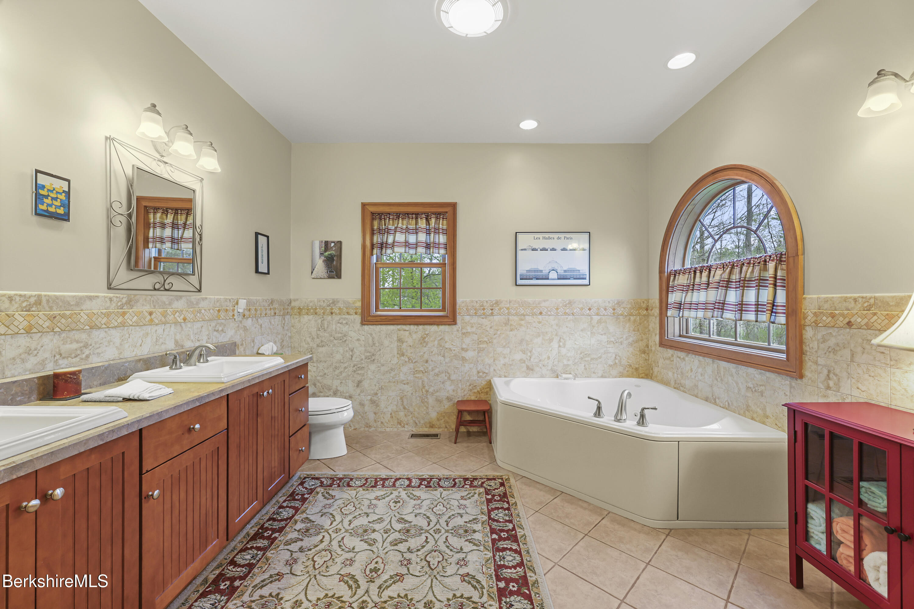 31 Fox Run Lee, MA 01238 - Photo 26 of 37 165 Primary Bathroom