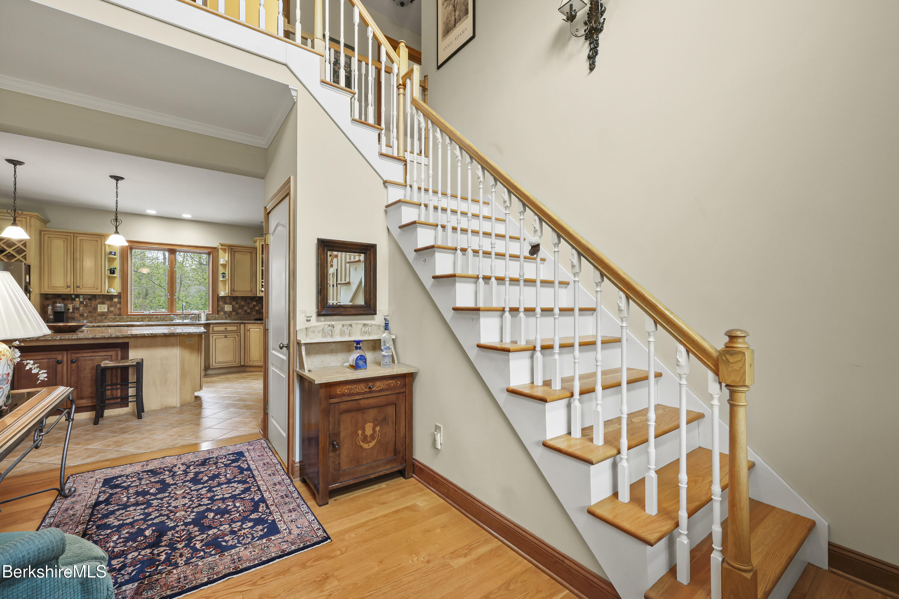 31 Fox Run Lee, MA 01238 - Photo 6 of 37 50 Foyer