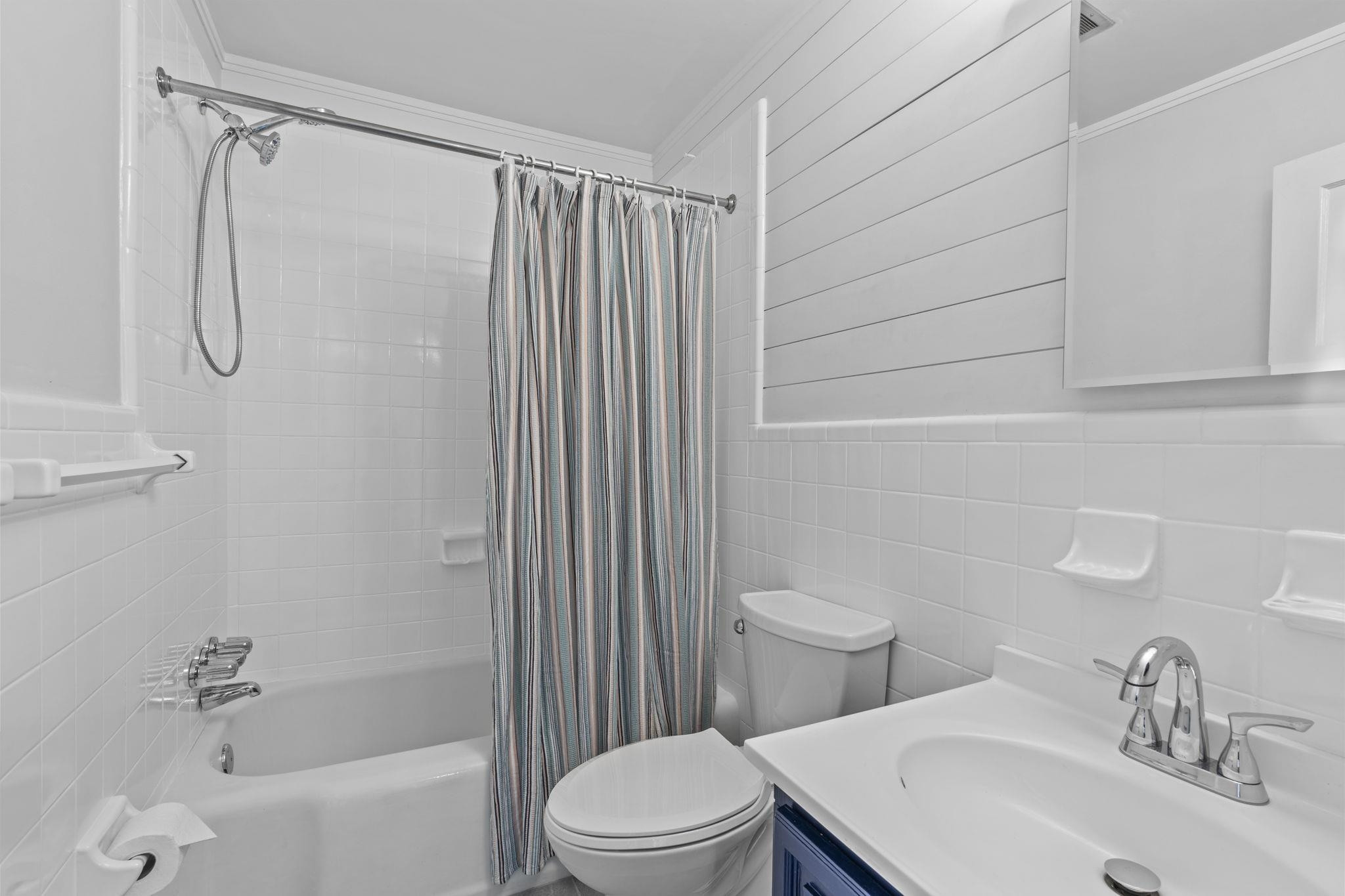 609 Brighton Road Raleigh, NC 27610 - Photo 22 of 45 Bath