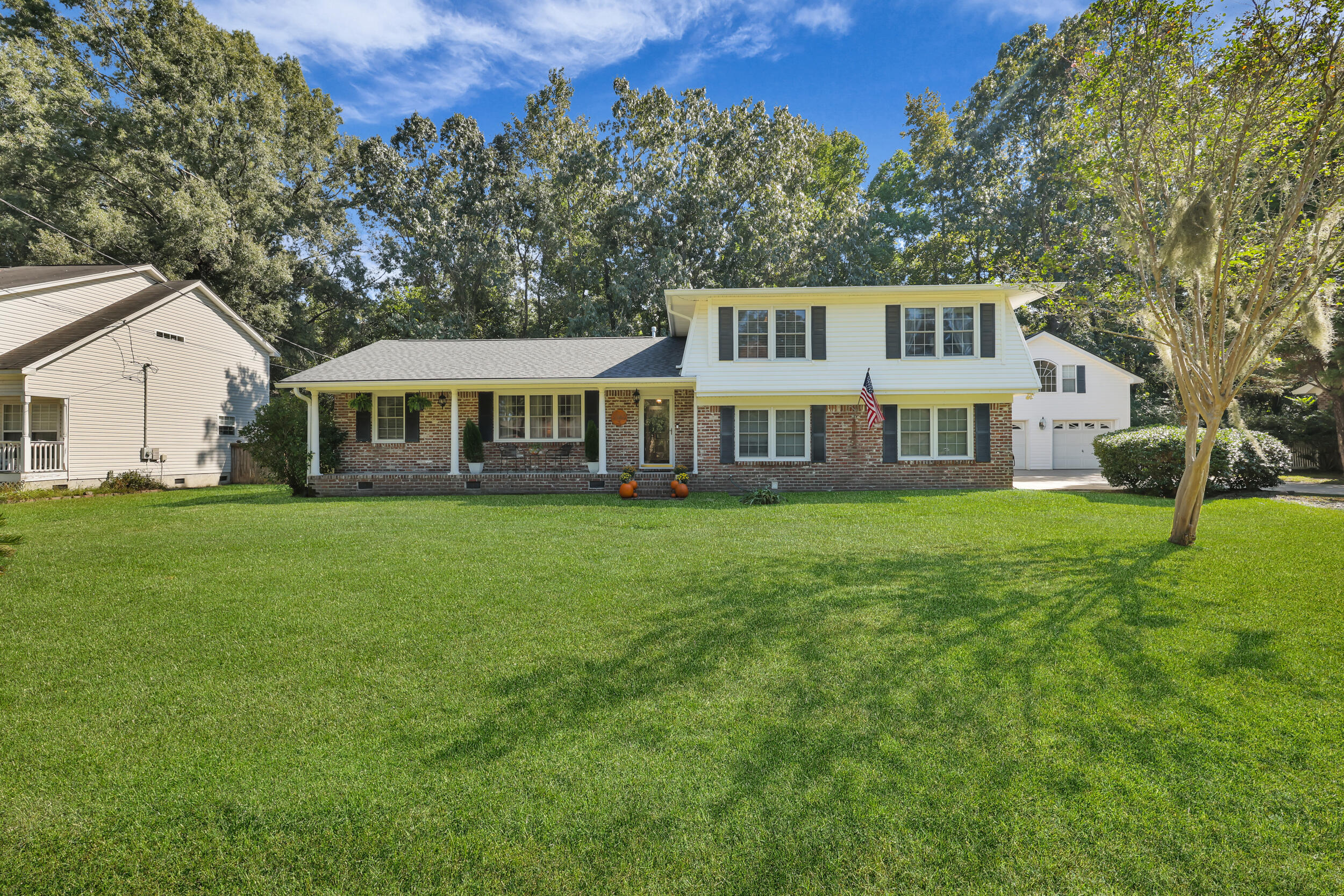 2362 Brevard Road Charleston, SC 29414 - Photo 2 of 57 3_550a1037-1