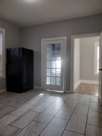 $1,900 | 705 East 92nd Street, Chicago, IL 60619