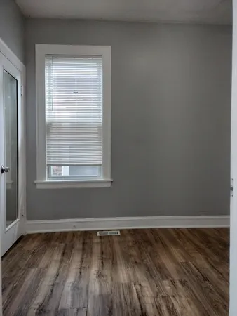 $1,900 | 705 East 92nd Street, Chicago, IL 60619