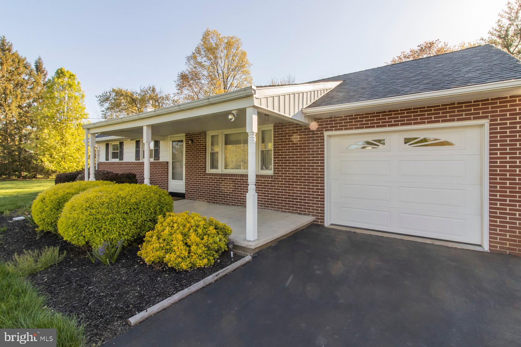 2652 Line Lexington Road Hatfield, PA 19440 - Photo 2 of 36 Gallery Image 2