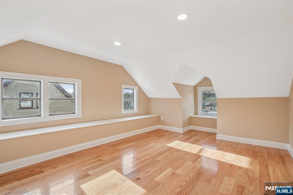 44 Madison Avenue Montclair, NJ 07042 - Photo 16 of 27