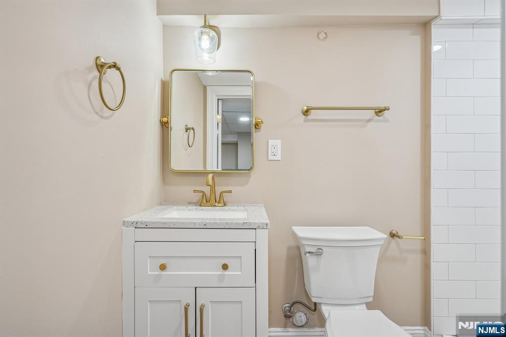 44 Madison Avenue Montclair, NJ 07042 - Photo 18 of 27