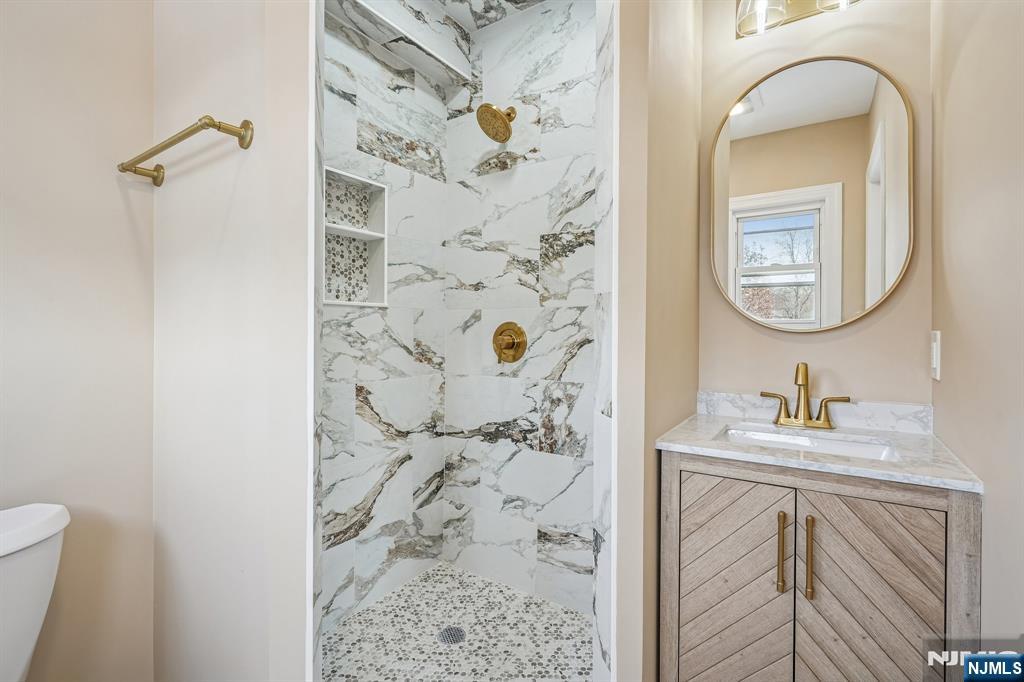 44 Madison Avenue Montclair, NJ 07042 - Photo 10 of 27