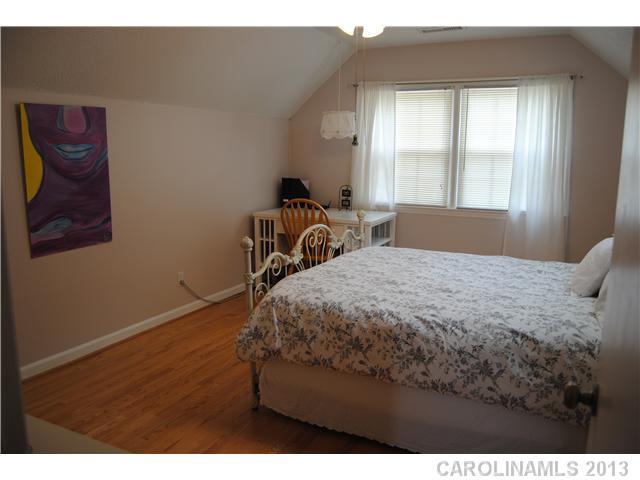 533 Holiday Road Gastonia, NC 28054 - Photo 12 of 16 Gallery Image 12