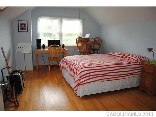 533 Holiday Road Gastonia, NC 28054 - Photo 13 of 16 Gallery Image 13