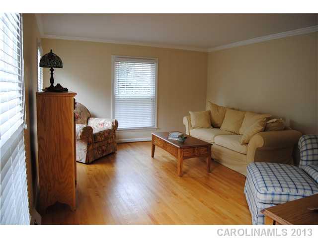 533 Holiday Road Gastonia, NC 28054 - Photo 7 of 16 Gallery Image 7