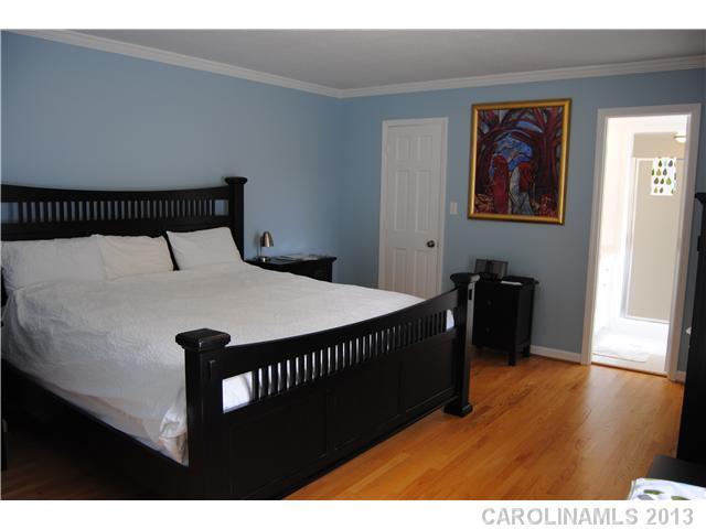 533 Holiday Road Gastonia, NC 28054 - Photo 9 of 16 Gallery Image 9