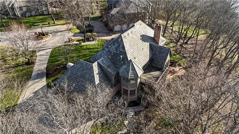 $2,000,000 | 60 Dundee Court, Loch Lloyd, MO 64012
