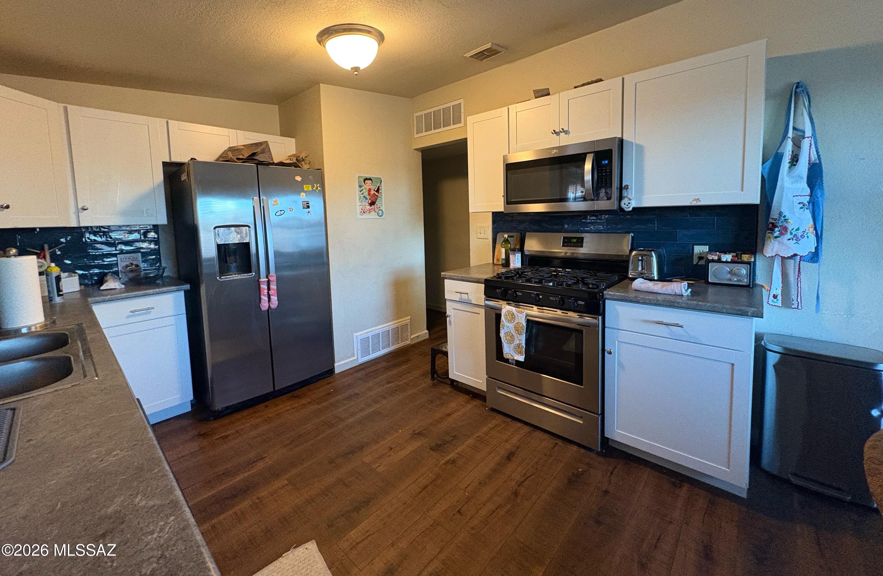 237 East Lee Street Tucson, AZ 85705 - Photo 9 of 10 Lee 7
