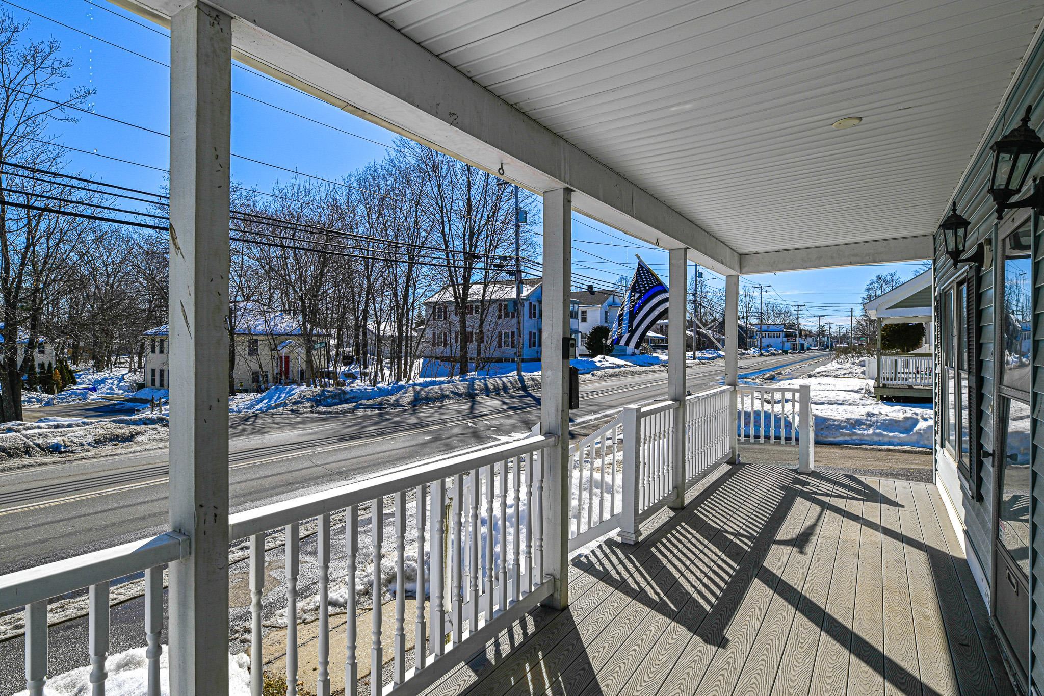 49 Washington Street Rochester, NH 03867 - Photo 4 of 35