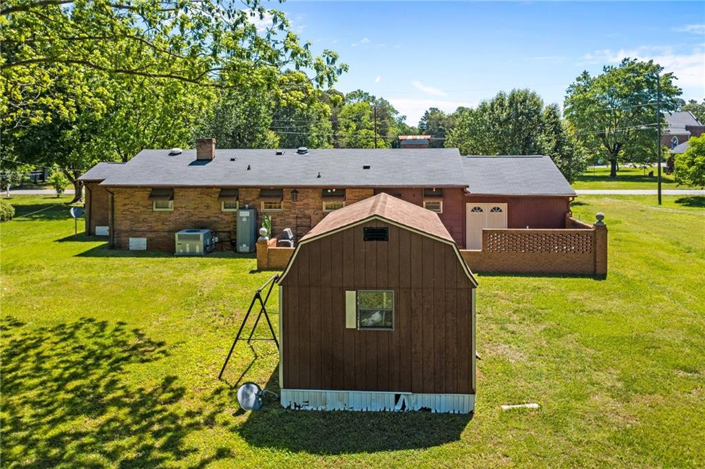 1318 Swann Road Burlington, NC 27217 - Photo 8 of 36 Gallery Image 8