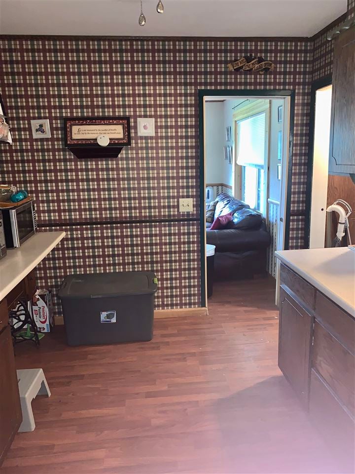 1305 Delaware Perry, OK 73077 - Photo 10 of 20 Gallery Image 10