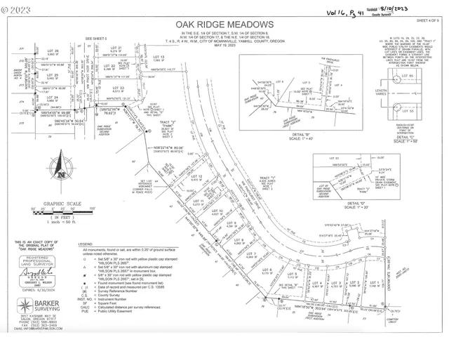 a black and white photo of a picture