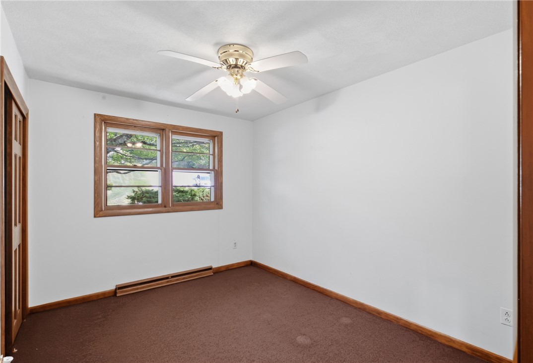 251 Madeleine Avenue Woonsocket, RI 02895 - Photo 21 of 44