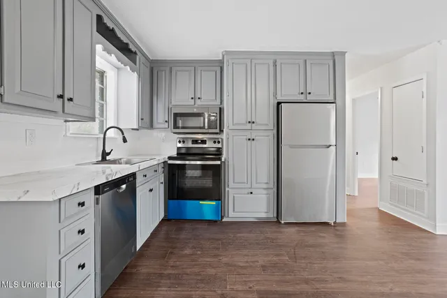 $215,000 | 443 Tina Lane, Pearl, MS 39208