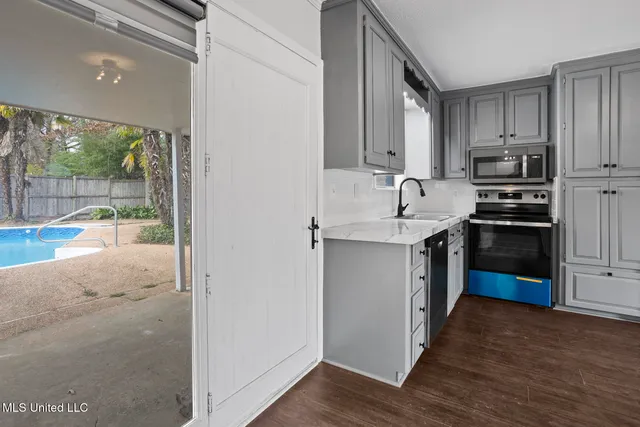 $215,000 | 443 Tina Lane, Pearl, MS 39208