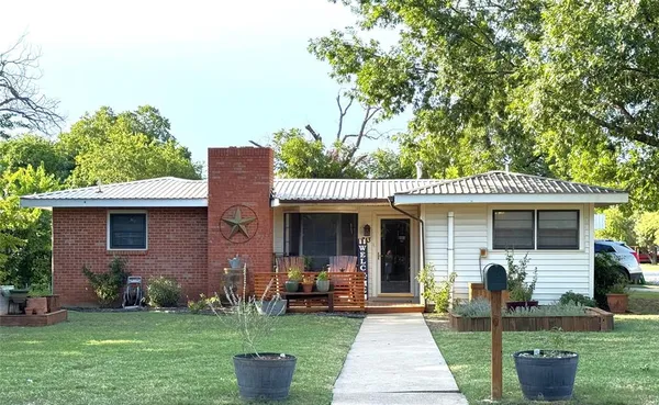 $155,000 | 313 Miami Street, Coleman, TX 76834