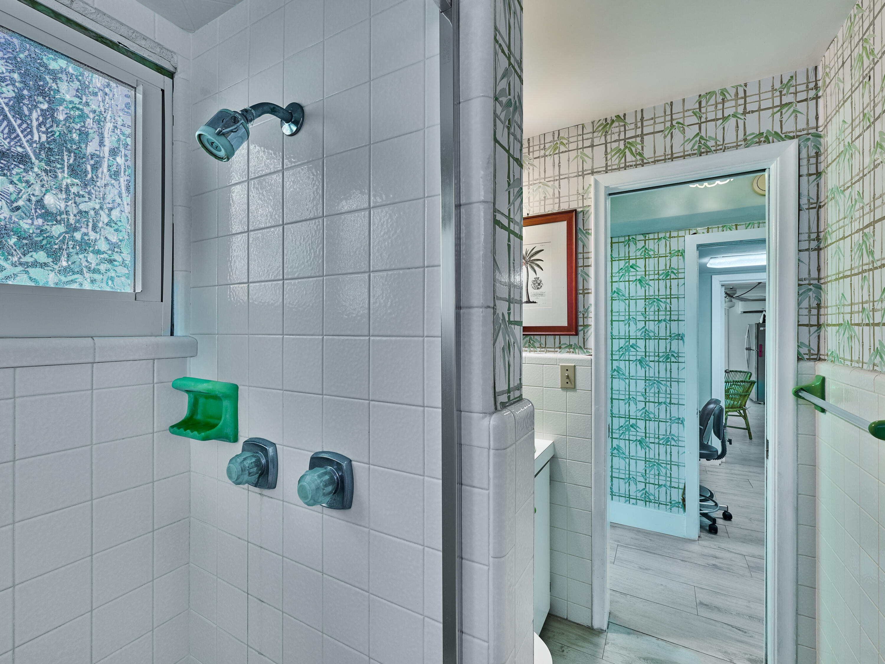 301 Northwest 3rd Court Boca Raton, FL 33432 - Photo 32 of 45 Bathroom