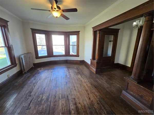 $199,900 | 219 West Oak Orchard Street, Shelby, NY 14103