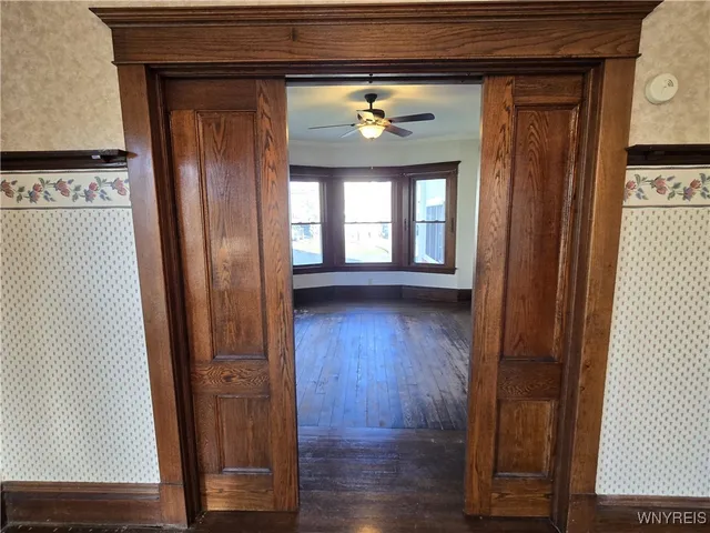 $215,000 | 219 West Oak Orchard Street, Shelby, NY 14103