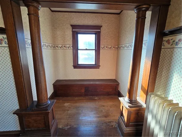 $199,900 | 219 West Oak Orchard Street, Shelby, NY 14103