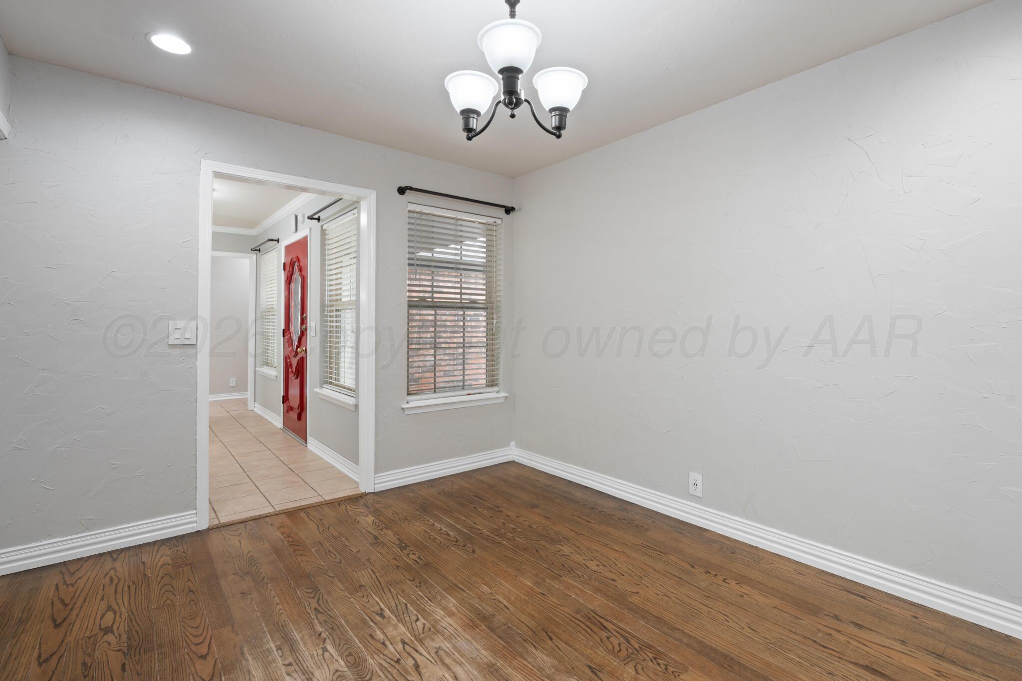 7012 Old Kent Road Amarillo, TX 79109 - Photo 10 of 30 1