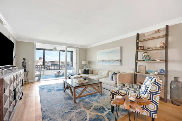 $995,000 | 1542 Jupiter Cove Drive, Unit 307, Jupiter, FL 33469