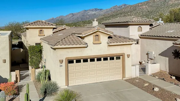 $396,000 | 5149 North Pinnacle Point Drive, Tucson, AZ 85749