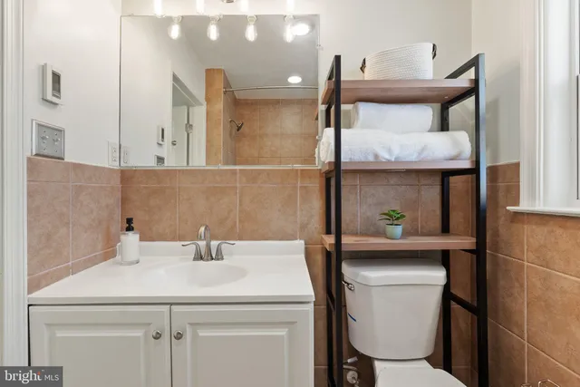 $2,260 | 701 South 2nd Street, Shenandoah, VA 22849