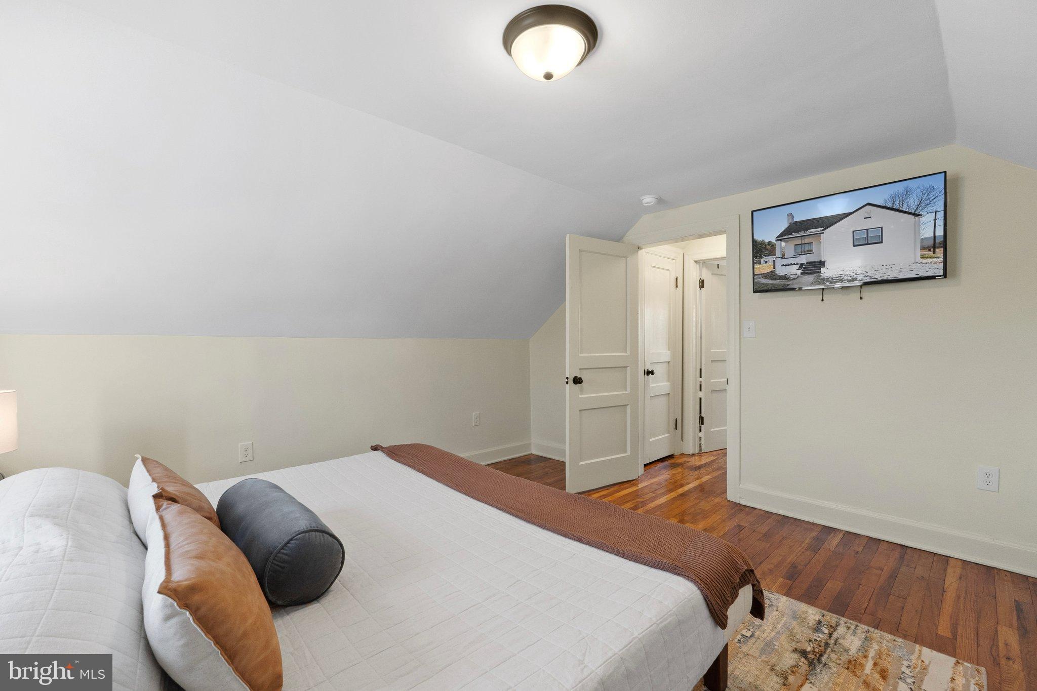 701 South 2nd Street Shenandoah, VA 22849 - Photo 35 of 39 Cozy attic retreat with modern amenities.