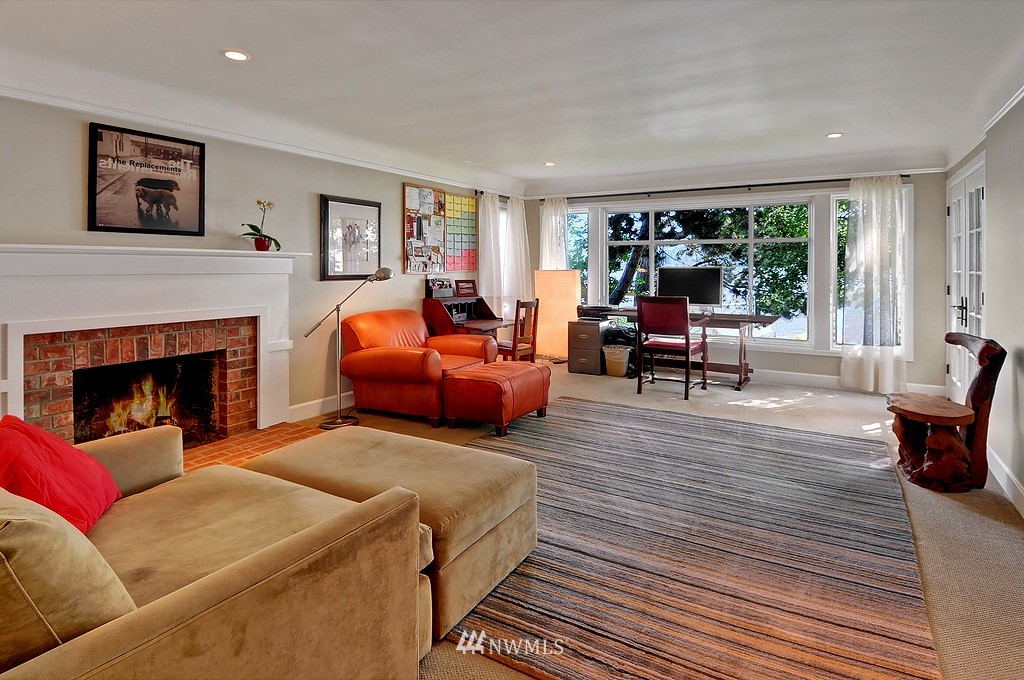11720 Riviera Place Northeast Seattle, WA 98125 - Photo 10 of 25 Gallery Image 10