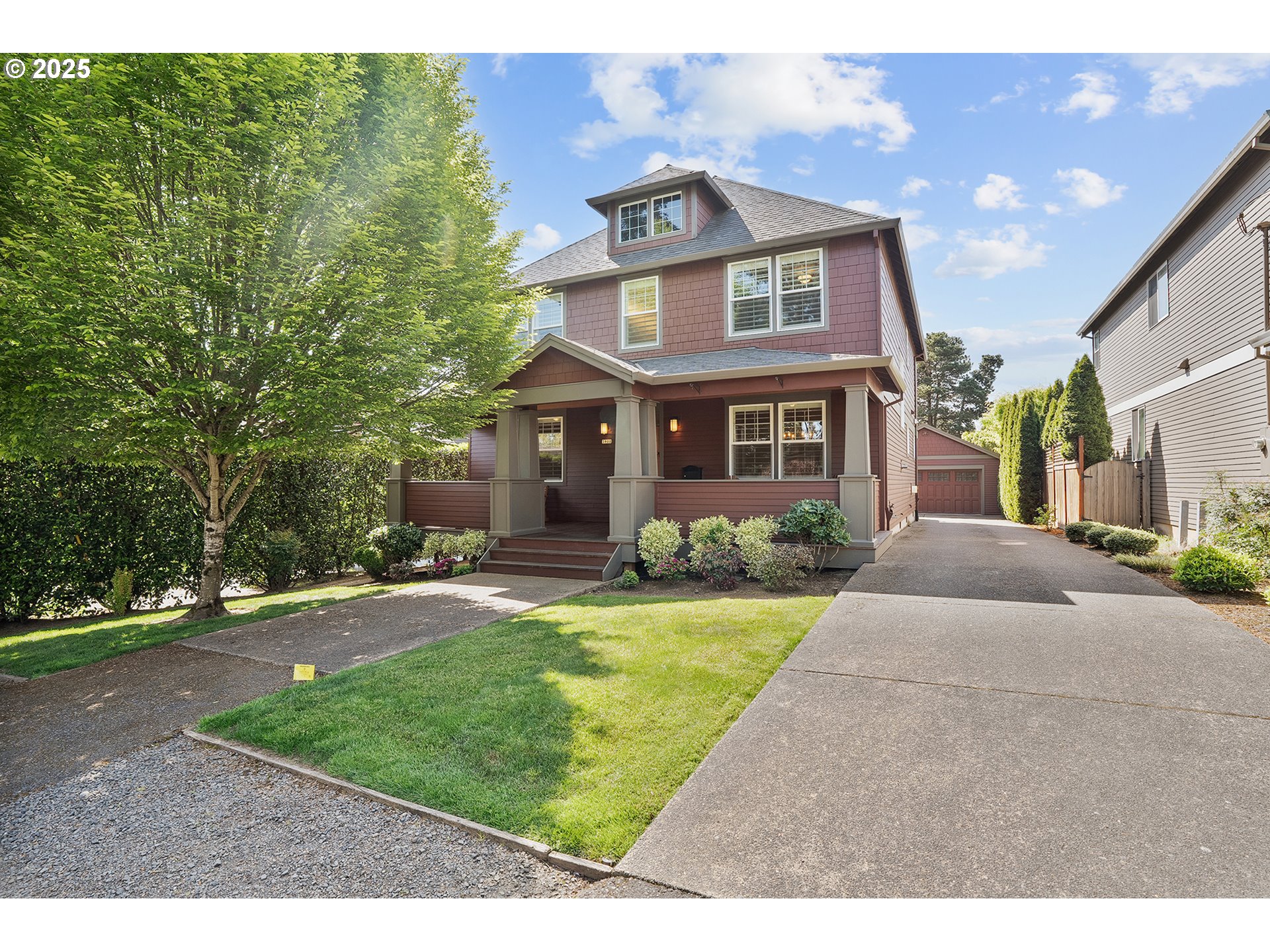3908 Southwest Spring Garden Street Portland, OR 97219 - Photo 1 of 41 Gallery Image 1