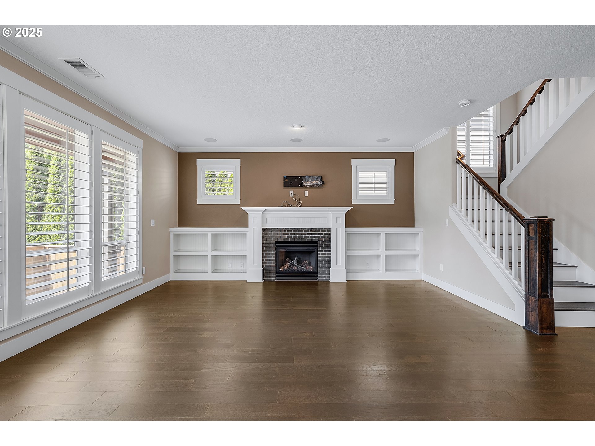 3908 Southwest Spring Garden Street Portland, OR 97219 - Photo 12 of 41 Gallery Image 12